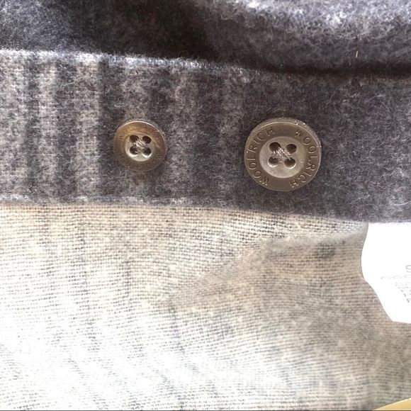 Like New Men’s Woolrich Striped Flannel Shirt XL - Picture 12 of 13